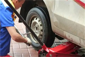 双清区附近拖车24小时服务热线电话